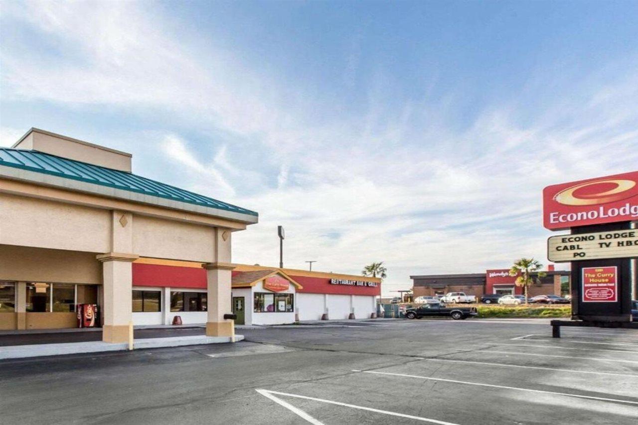 קלהון Econo Lodge מראה חיצוני תמונה