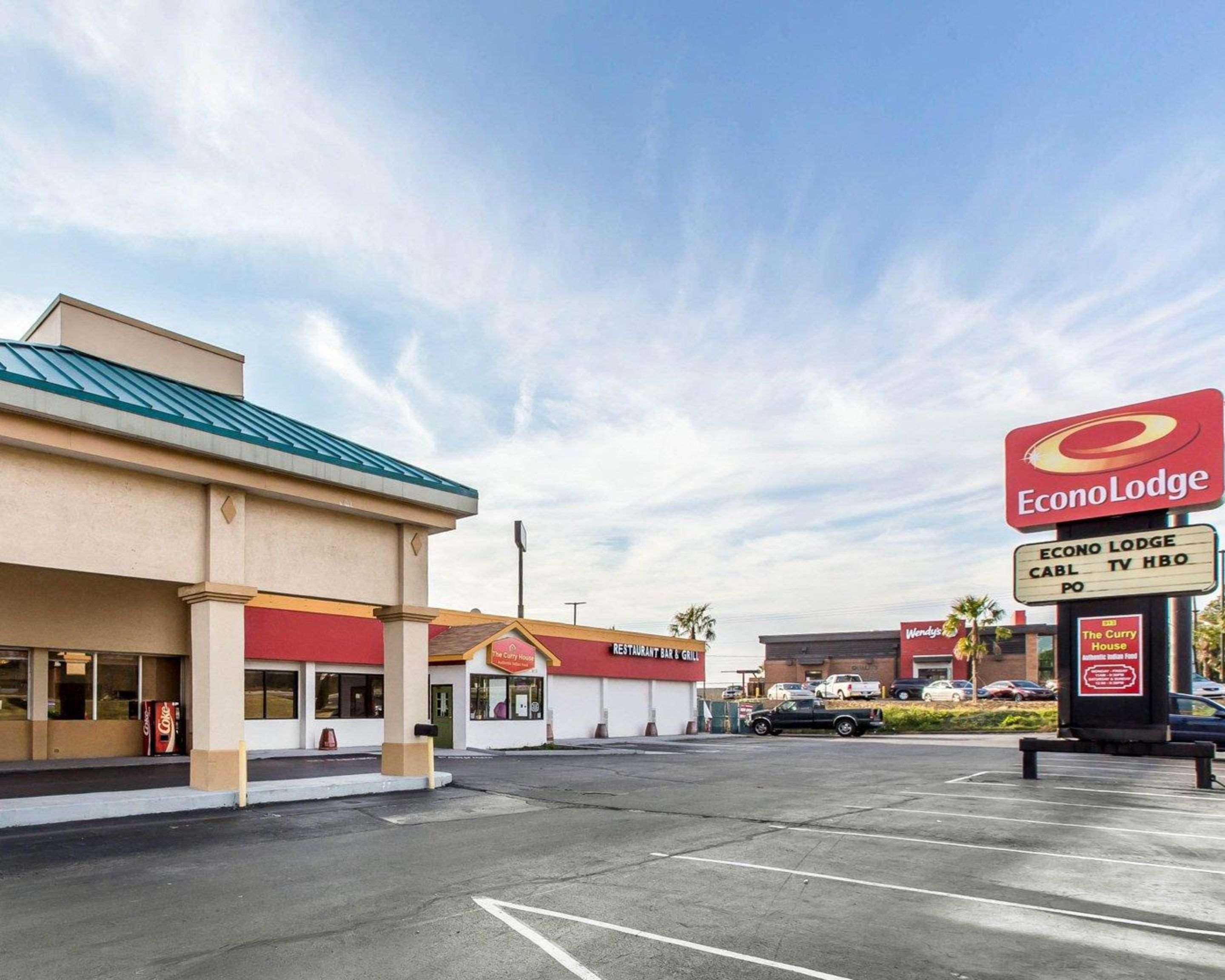 קלהון Econo Lodge מראה חיצוני תמונה