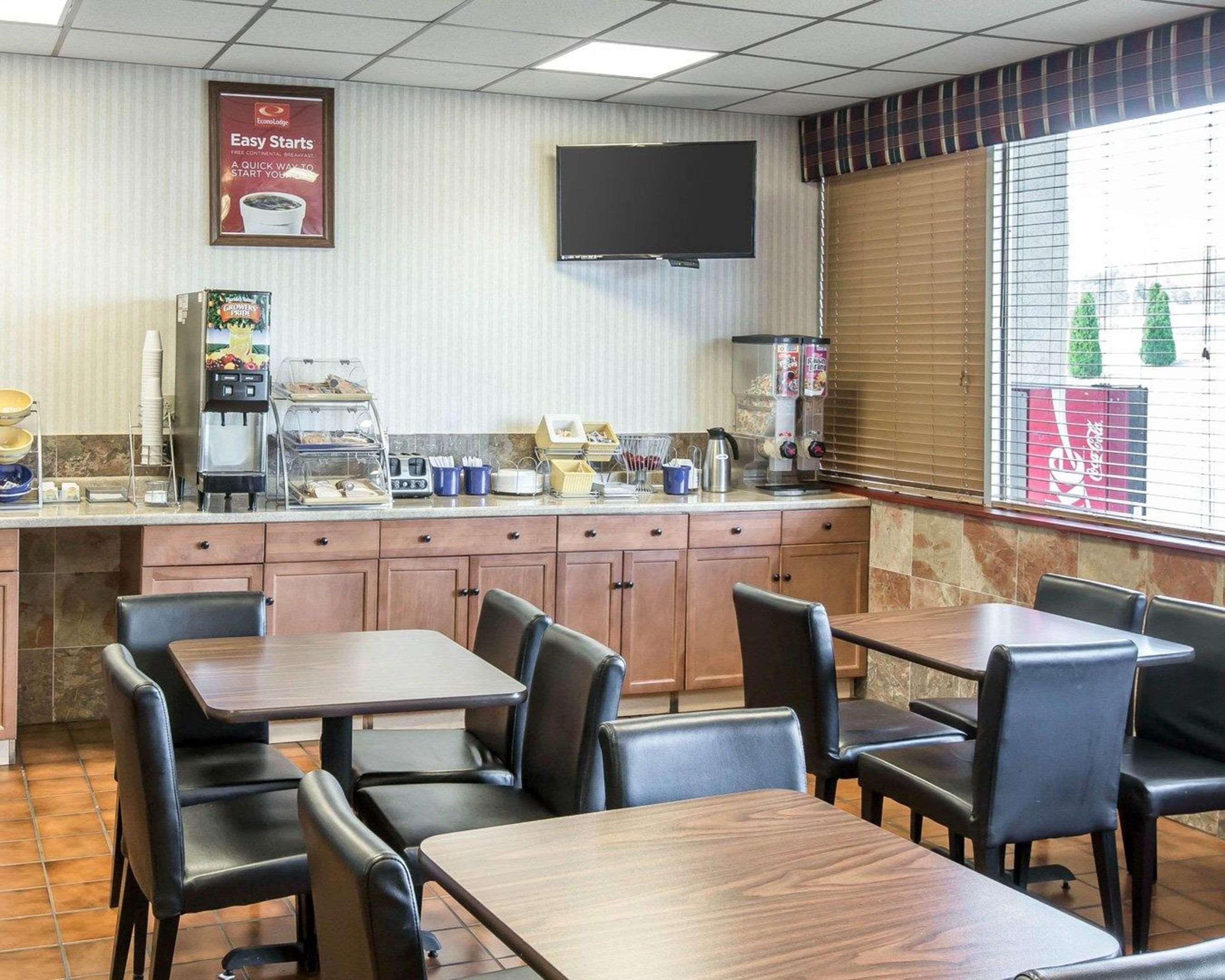 קלהון Econo Lodge מראה חיצוני תמונה